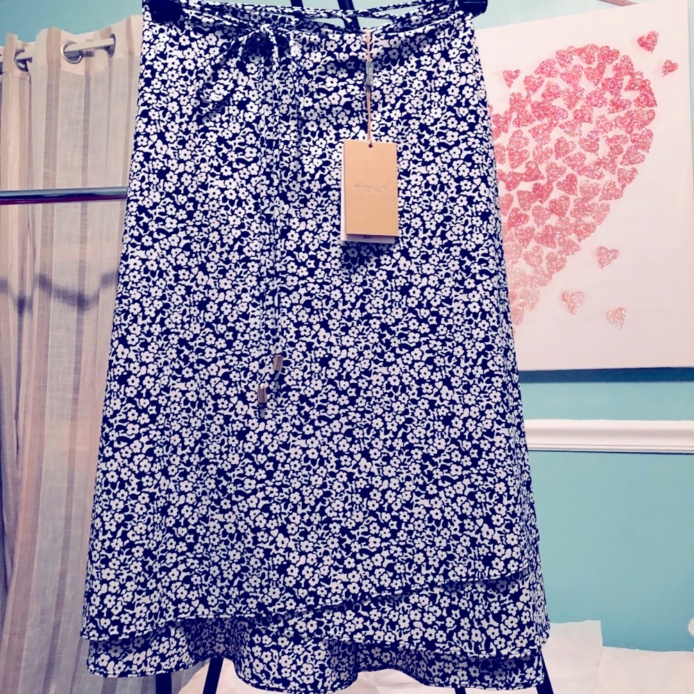 🆕MICHAEL KORS COLLECTION WRAP AROUND SKIRT 💕